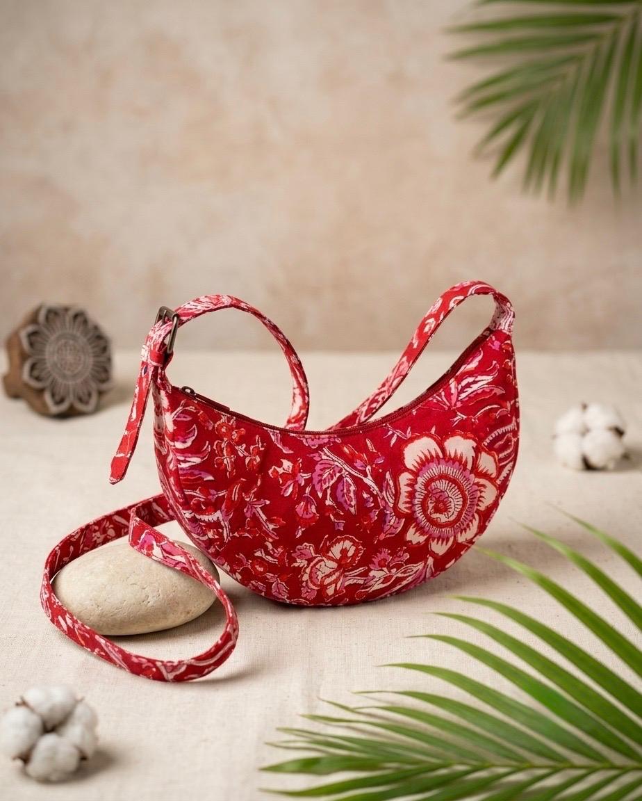 Exquisite Hand-Blocked Cotton Shoulder Red and White Bag – Premium Leather Lined Accessory